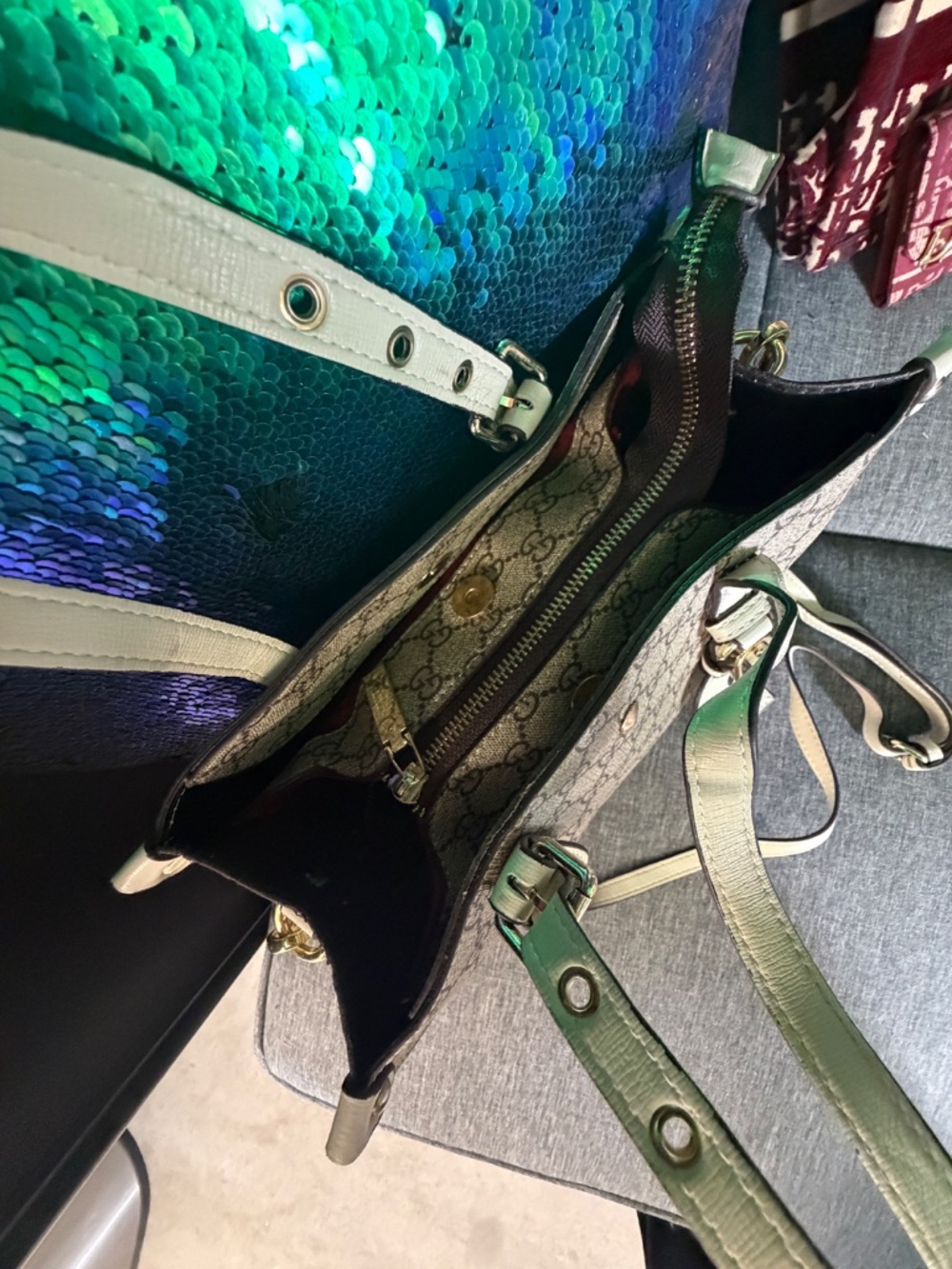 gucci - Picture 2 of 2